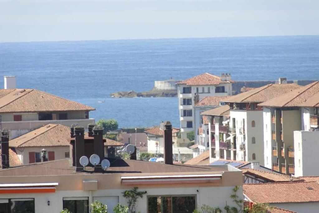 Ciboure:T2, proximité golf et plages, vue sur mer Extérieur photo